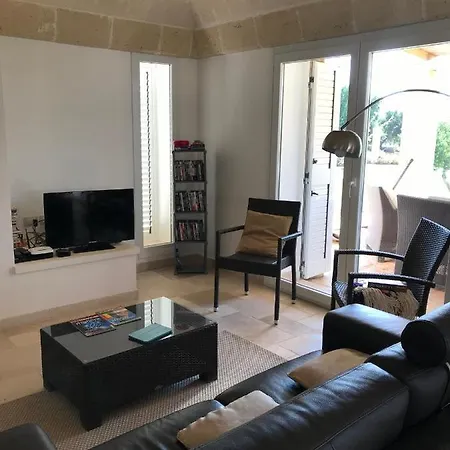 Villa *